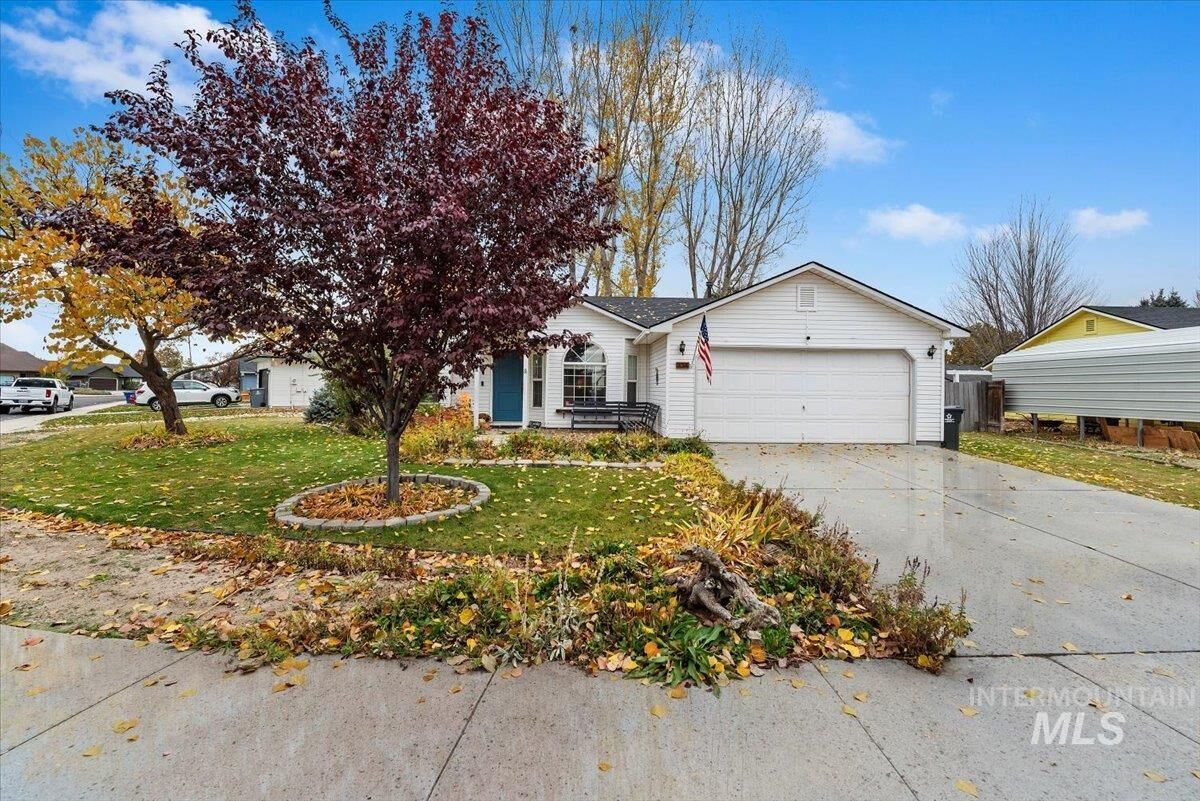 Property Photo: 634 Mountain St ID 83644