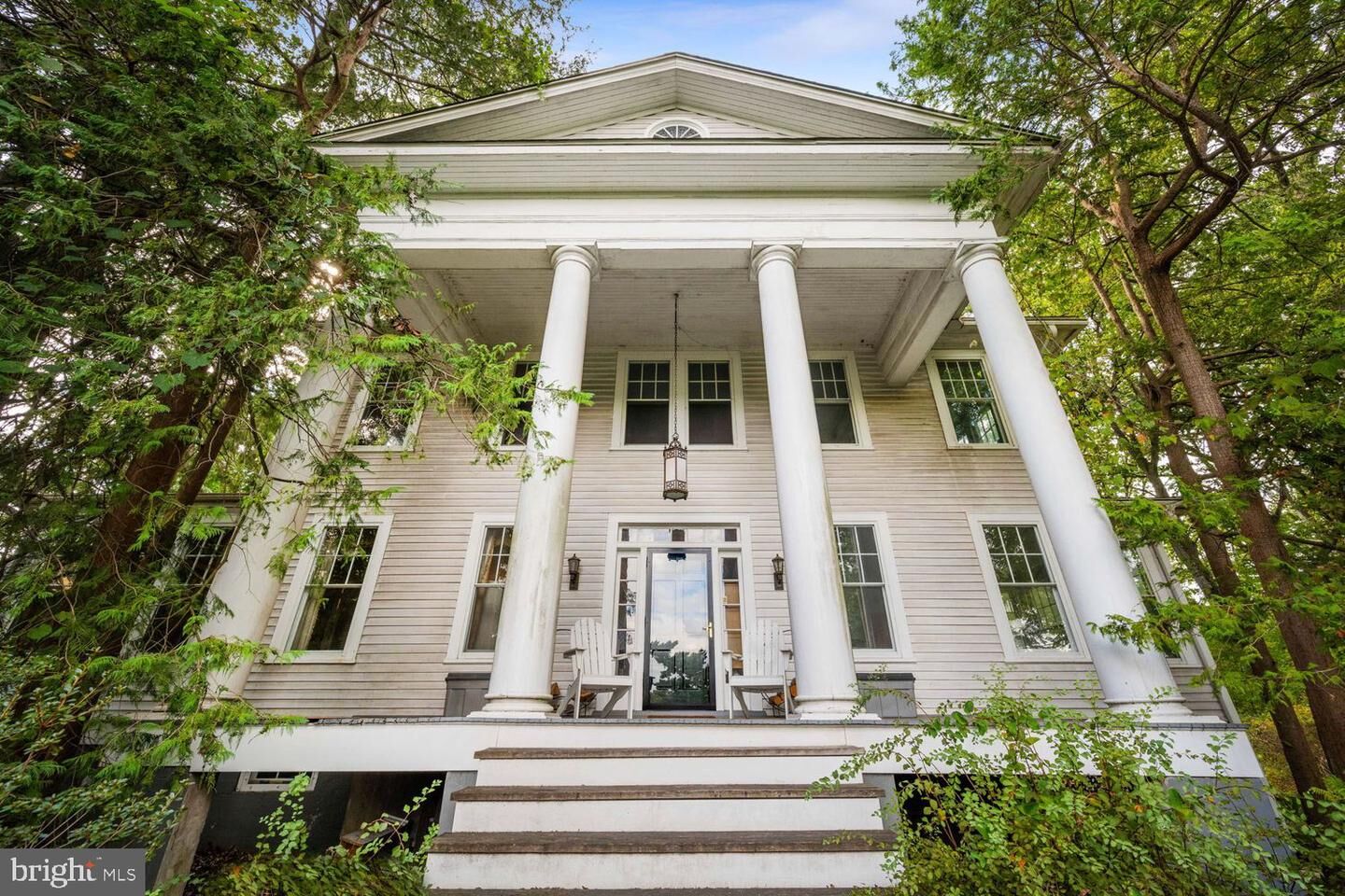 Property Photo:  3104 Russell Road  VA 22305 