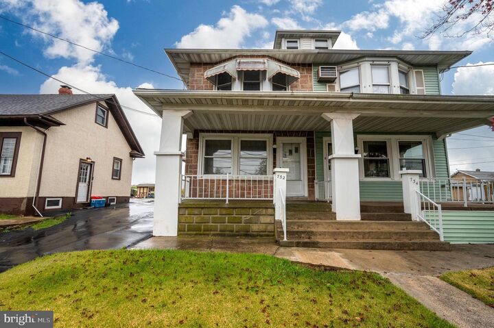 Property Photo:  732 W Baumstown Road  PA 19508 