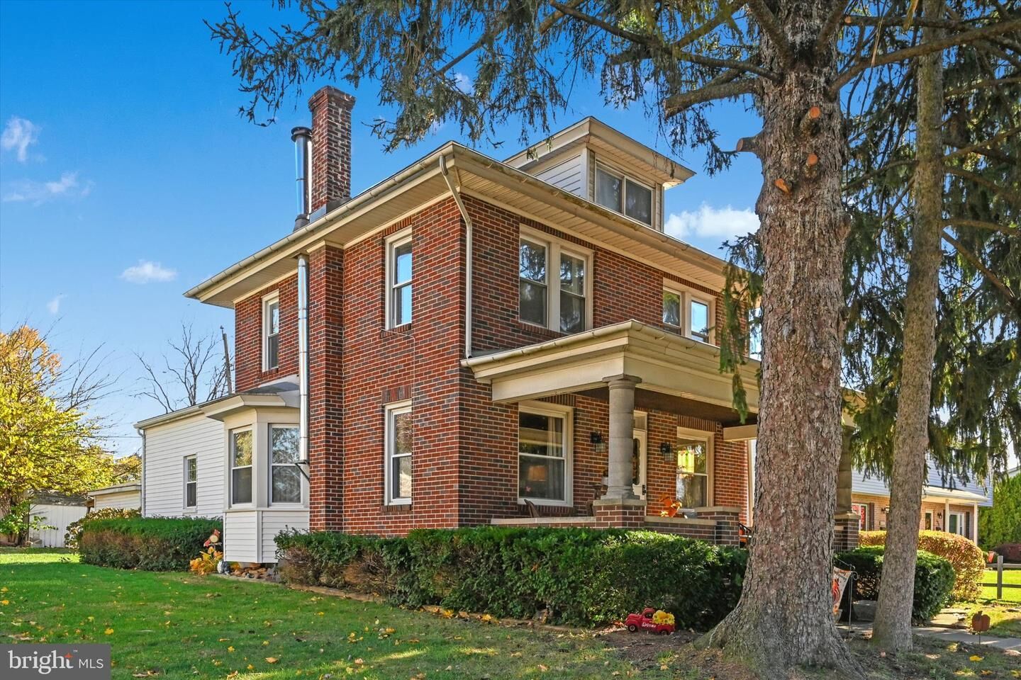 Property Photo: 437 Jefferson Street PA 19605