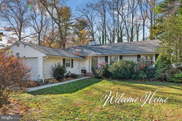 110 Barclay Lane  Cherry Hill NJ 08034 photo