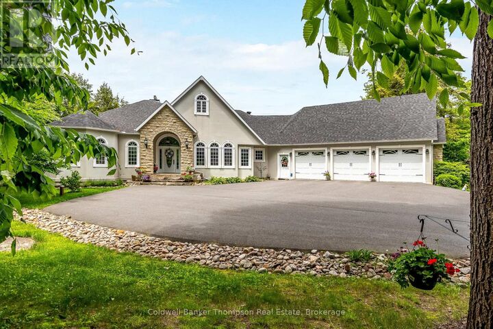 Photo de la propriété: 87 Deerfoot Trail ON P1H 0A7