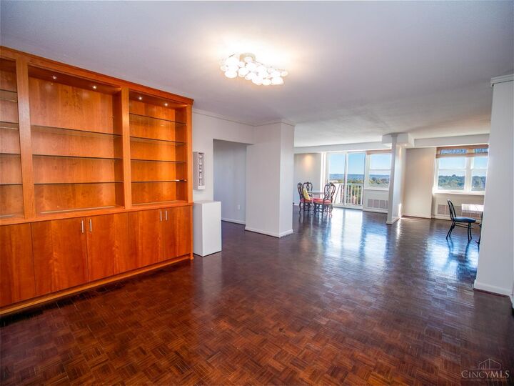 Property Photo: 2444 Madison Road OH 45208