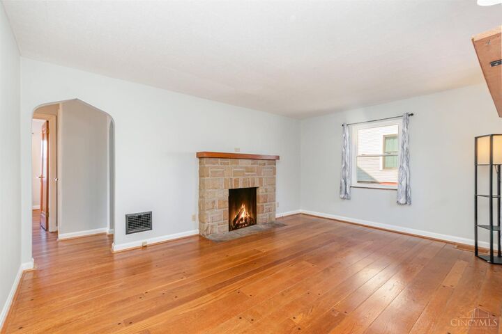 Property Photo: 389 Grand Avenue OH 45205