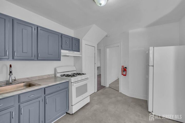 Property Photo: 125 Robbins Avenue NJ 08618