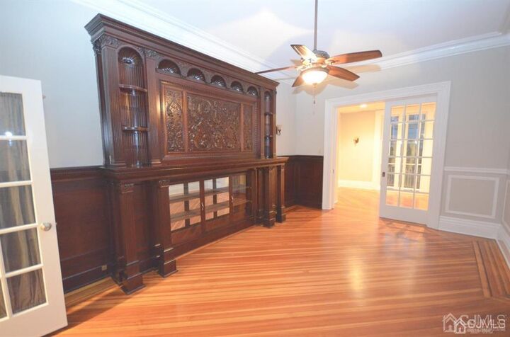 Property Photo: 405 N Washington Avenue 9 NJ 08812