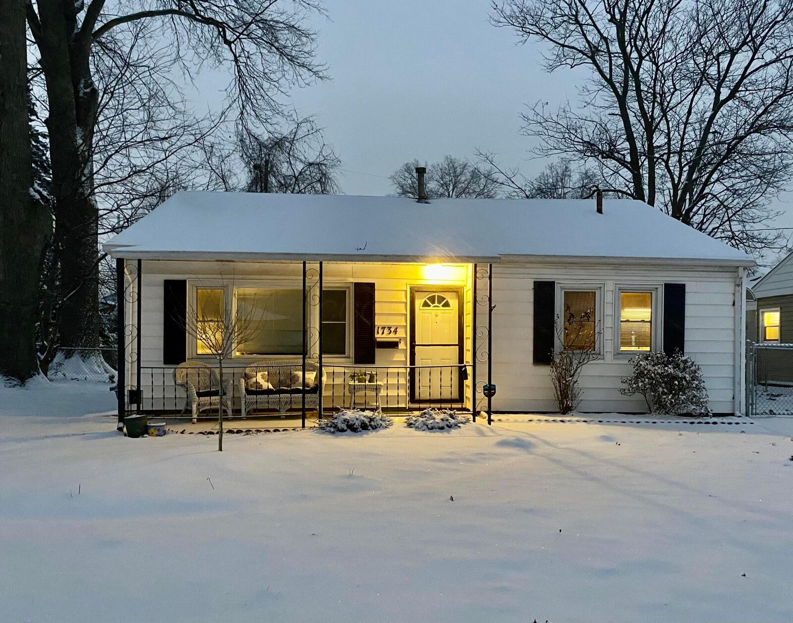 Property Photo: 1734 Ferris Road OH 43224