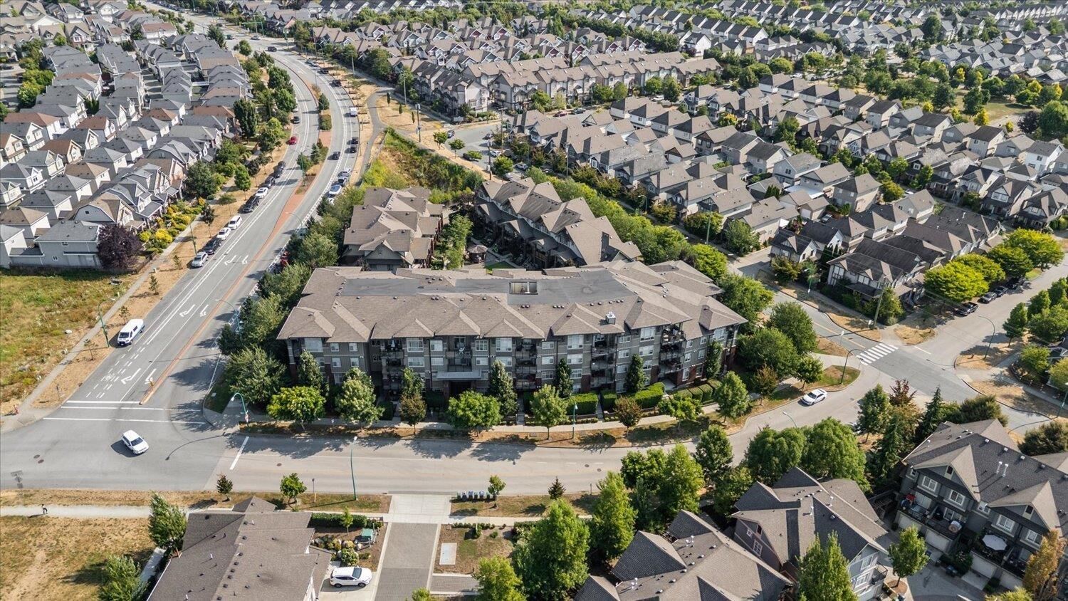 Property Photo: 19201 66A 202 BC V4N 6N7