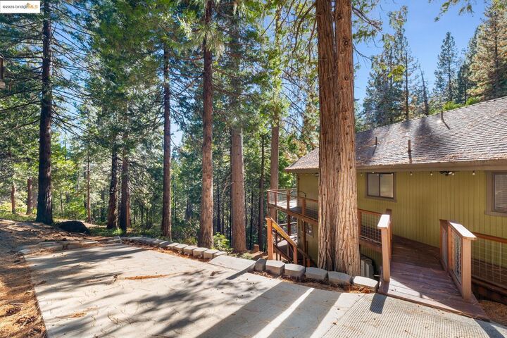 Property Photo: 26389 Siskiyou Dr. CA 95335