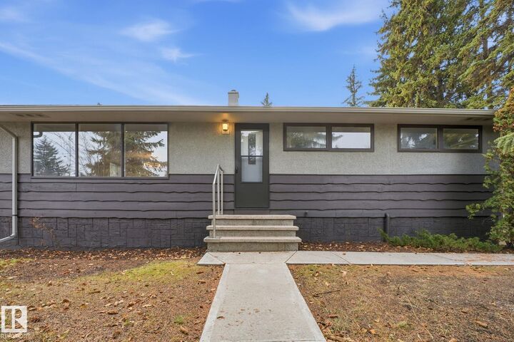 14719 87 Avenue NW  Edmonton AB T5R 4E5 photo