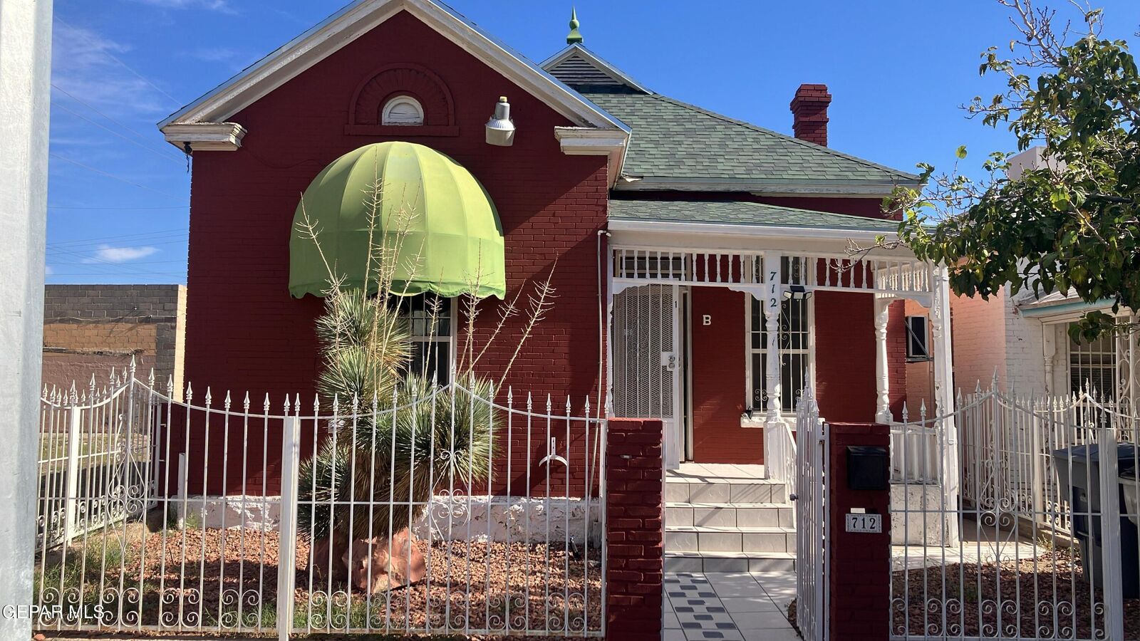 Property Photo: 712 N Ochoa Street TX 79902