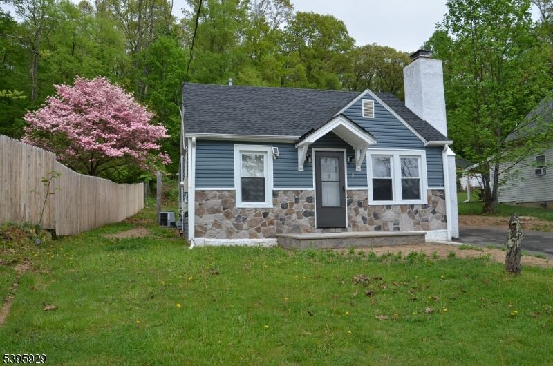 Property Photo: 5 W Fairview Ave NJ 07803