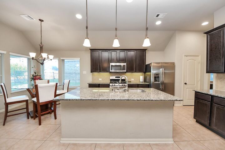 Property Photo: 8015 Lake Commons Drive TX 77469