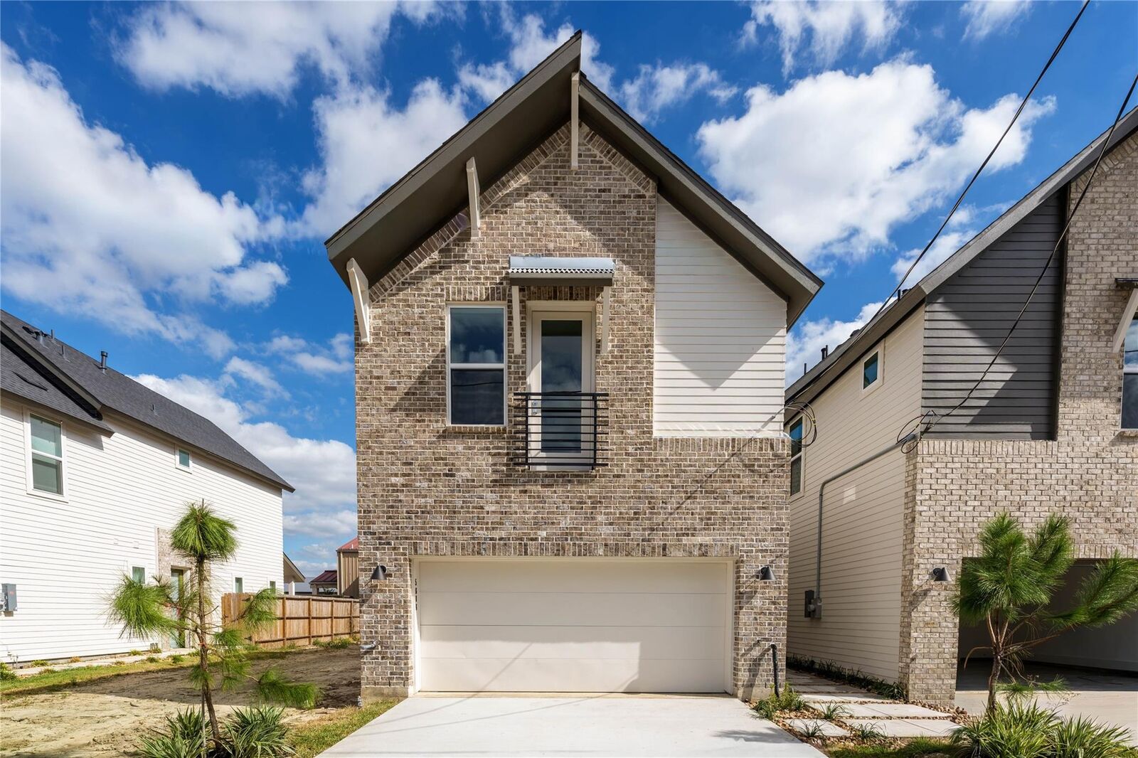 Property Photo:  5616 Bertellis Lane  TX 77091 