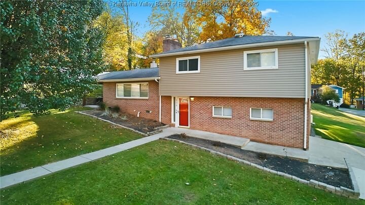 508 Spotwood Road  Charleston WV 25303 photo