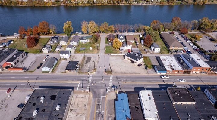 Property Photo:  4860 Maccorkle Avenue SW  WV 25309 