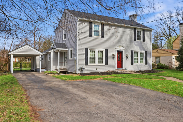 Property Photo: 829 W Lexington Avenue KY 40422