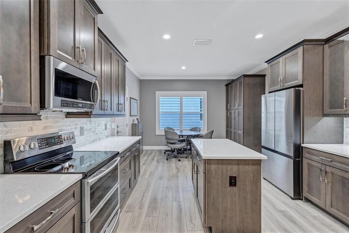 Property Photo: 2363 123rd Place E FL 34219