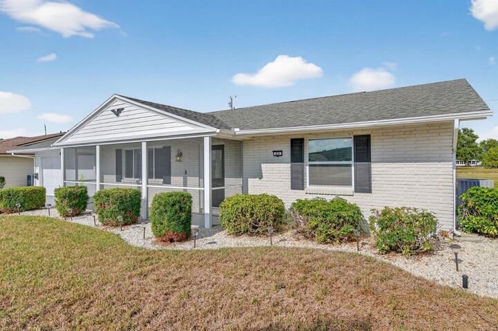 Property Photo:  611 Fox Hills Drive  FL 33573 