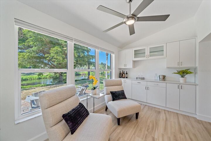 Property Photo:  1684 Pintail Way  FL 34231 