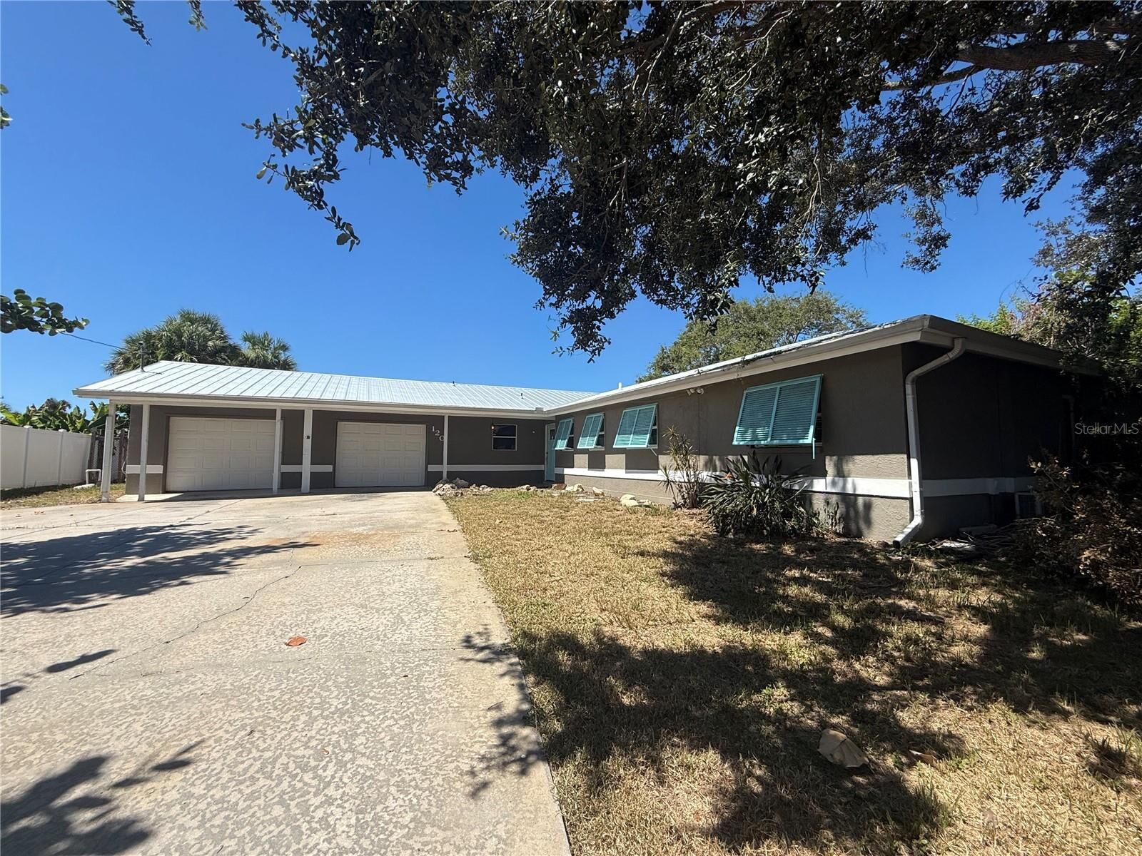 Property Photo: 120 Candyce Drive FL 34229