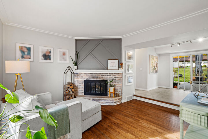 Property Photo: 1800 Falls Rd WI 53024