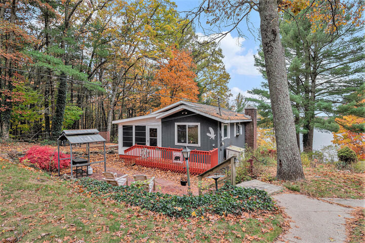 Property Photo:  5801 Maple Road  MI 49457 