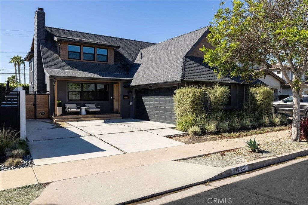 Property Photo: 1230 Crystal Cove Way CA 90740