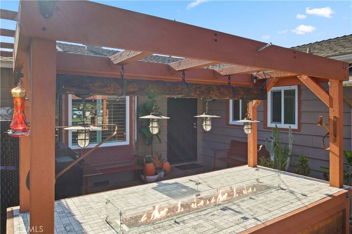 Property Photo: 2425 Heather Avenue CA 90815