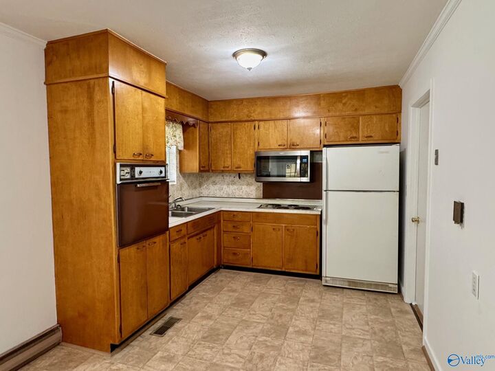 Property Photo:  519 Morris Road  AL 35773 