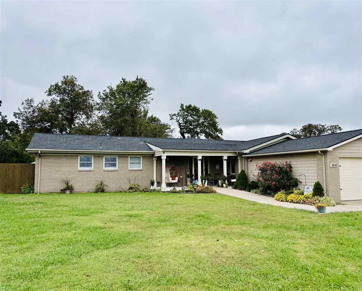 Property Photo:  102 Oak Rd  OK 74056 