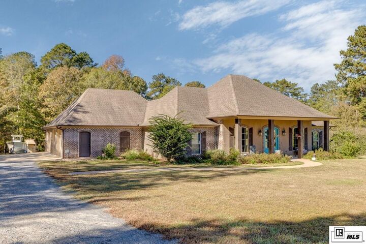 Property Photo: 523 Dr Davis Road LA 71225