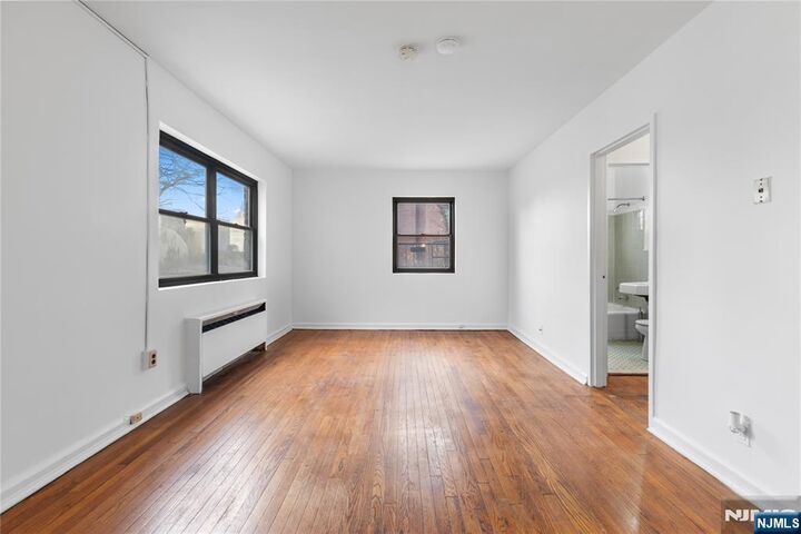 Property Photo:  3021 Edwin 3J  NJ 07024 