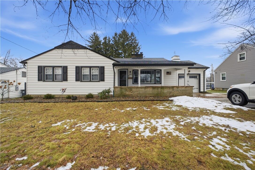 Property Photo:  255 S Beverly Avenue  OH 44515 