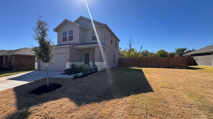 Property Photo: 325 Wildrose Circle TX 76033