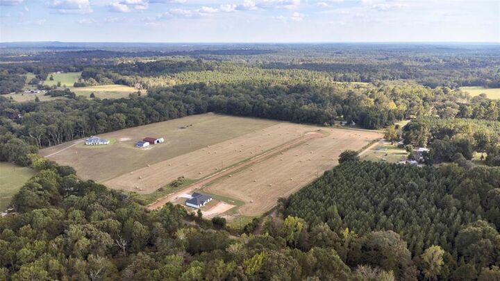 Property Photo: 869 Private Road 3168 TX 75645