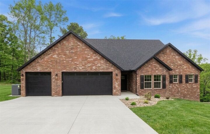 Property Photo:  14 Kames Lane  AR 72715 