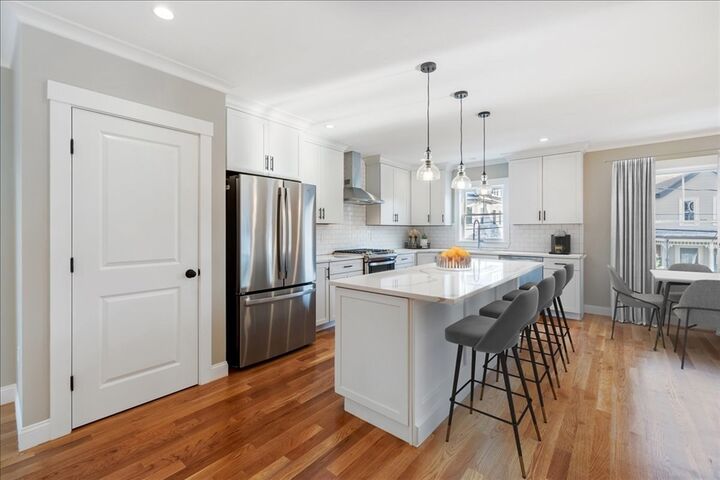 Property Photo:  138 Myrtle Street 2  MA 02453 