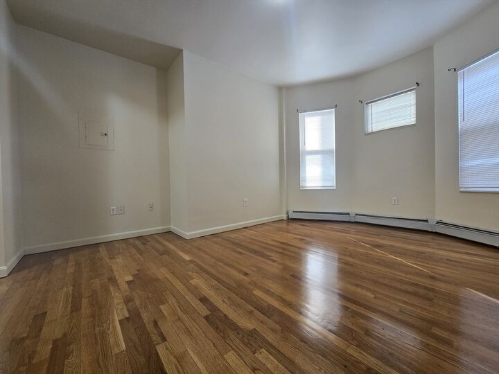 Property Photo:  5 Coleman St 2  MA 02125 