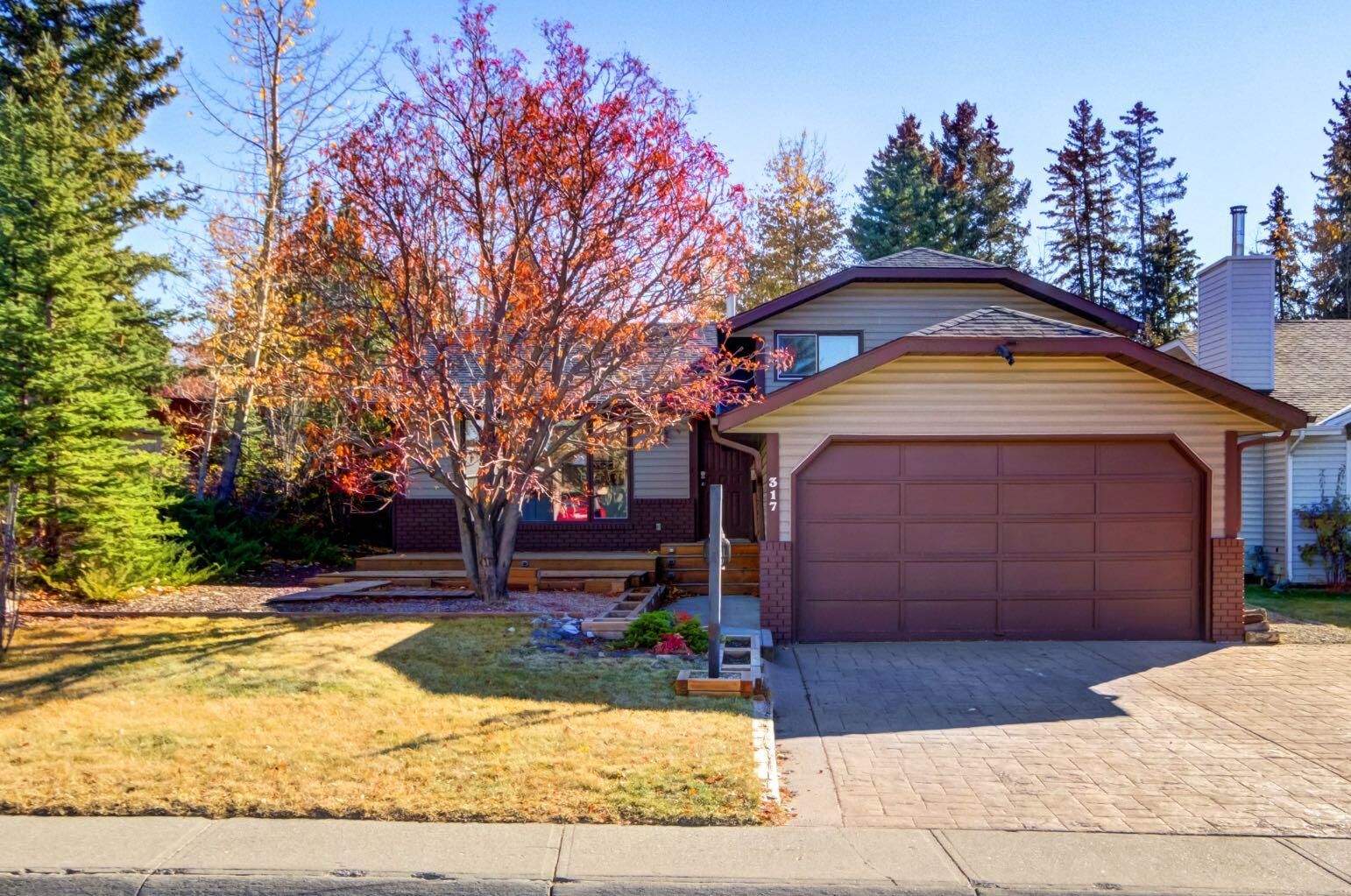 Photo de la propriété: 317 Pioneer Road AB T1W 1E8