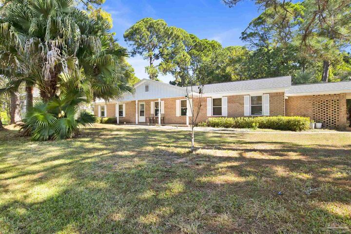 Property Photo:  1059 Woodlore Cir  FL 32563 