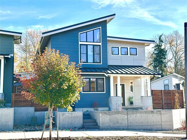 4300  Creston Way  Bellingham WA 98226 photo