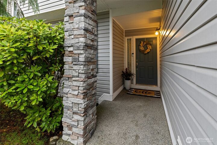 Property Photo: 15901 125th Avenue Ct E WA 98374