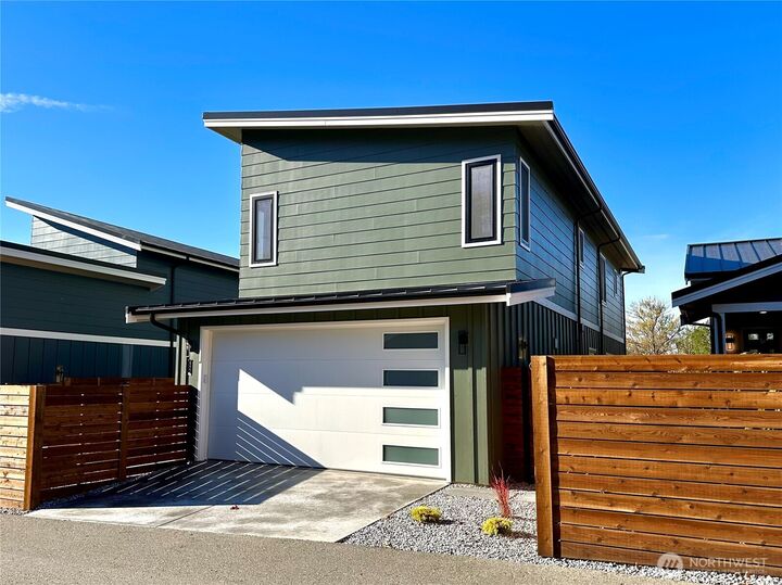 Property Photo: 4302 Creston Way WA 98226