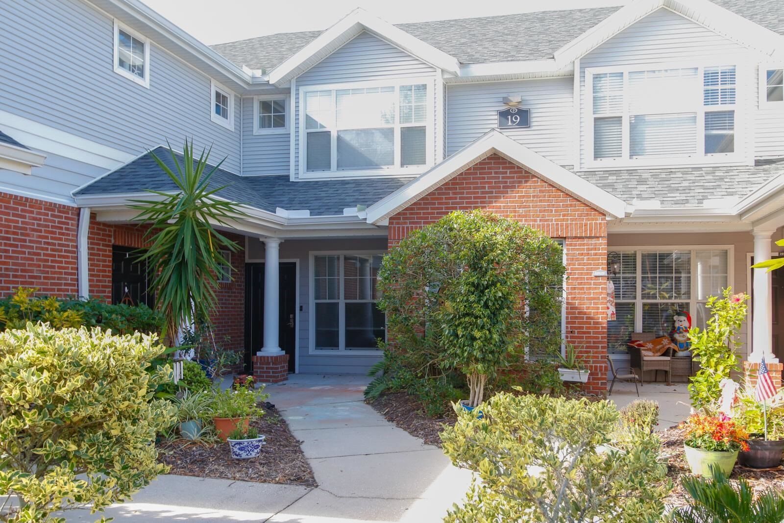 Property Photo: 19105 Harbour Vista Cir FL 32080