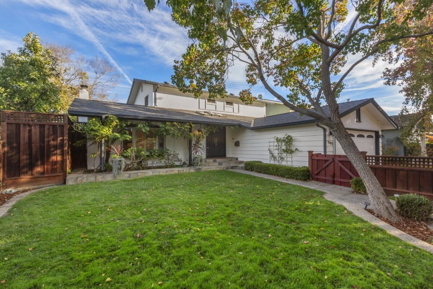 Property Photo:  1092 Del Cambre Drive  CA 95129 