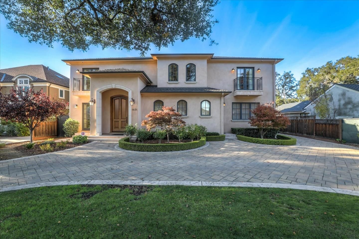 Property Photo: 1621 University Way CA 95126