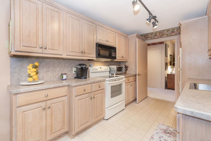 Property Photo: 701 Heritage Village B CT 06488