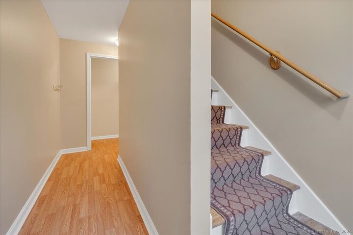 Property Photo: 178 Oakland Avenue 2 CT 06053
