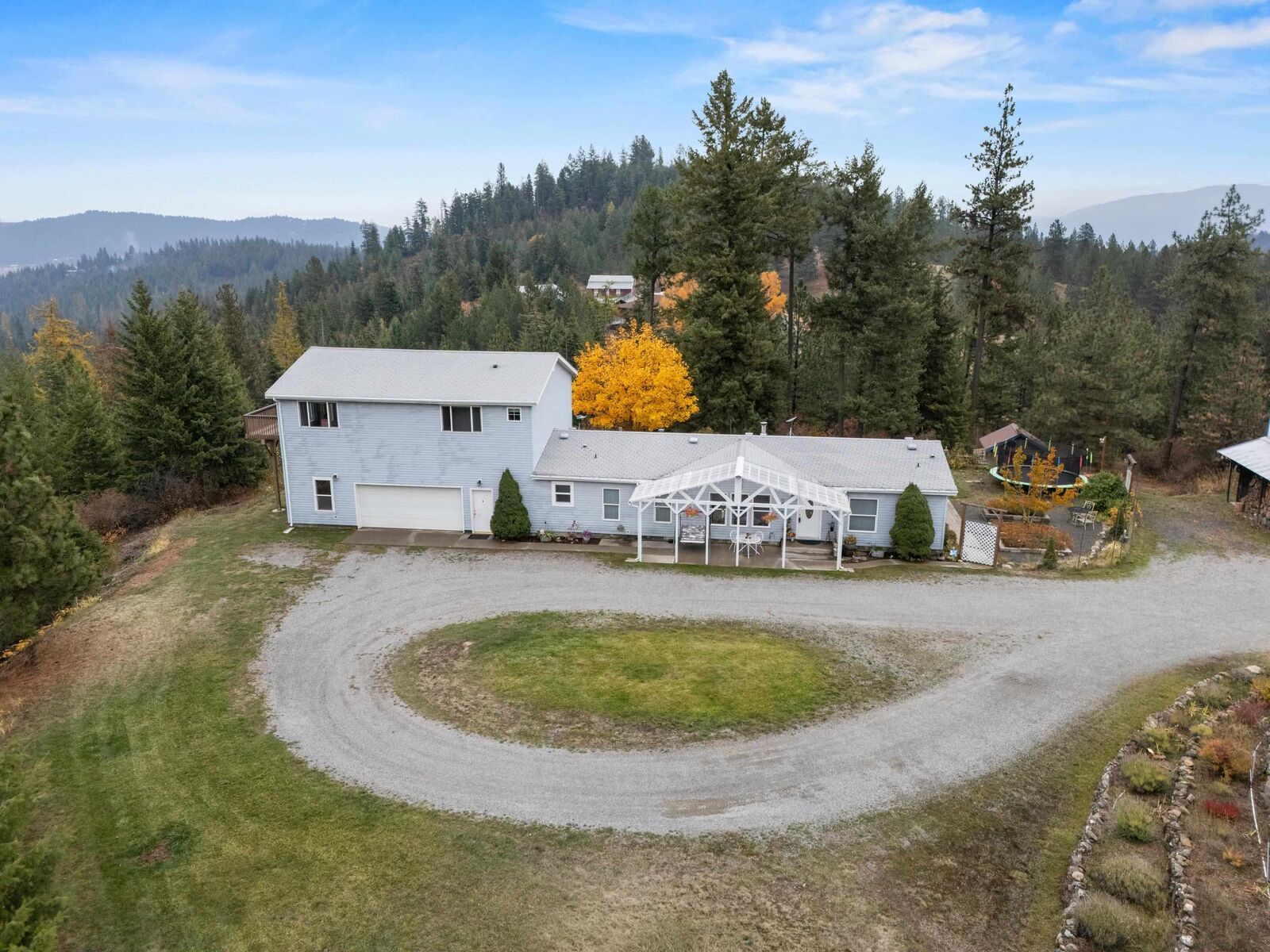 Property Photo: 9307 N Harvard Rd WA 99025